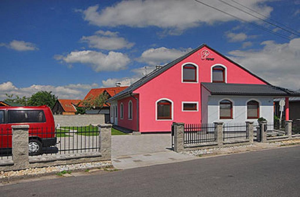 Hotel Privat Teo Liptovský Mikuláš Exterior foto